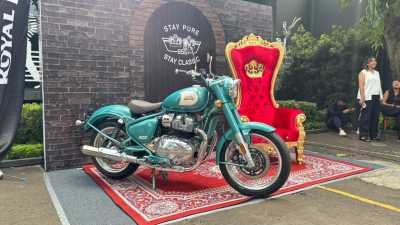FOTO: Tampang Retro Royal Enfield Classic 650, Dimensi Lebih Besar